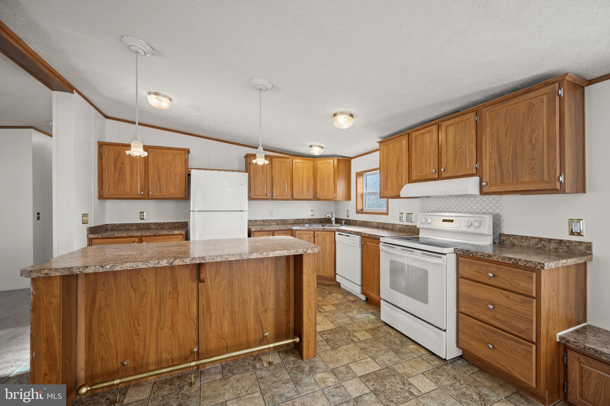 8408 Heartwood Rd