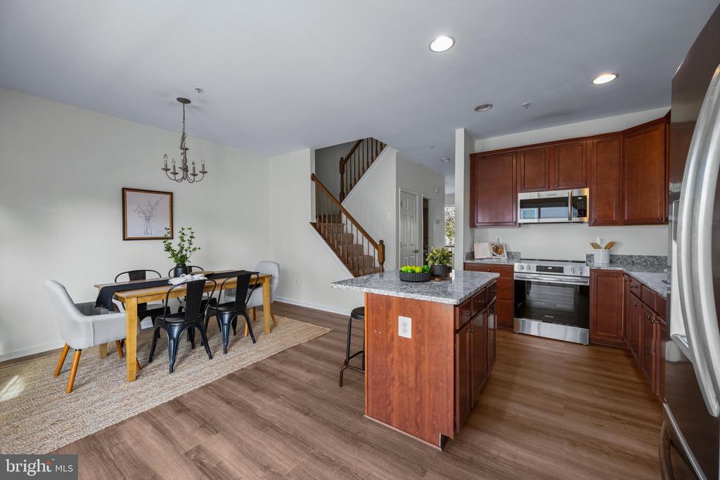 8245 MacIntosh Ct #61