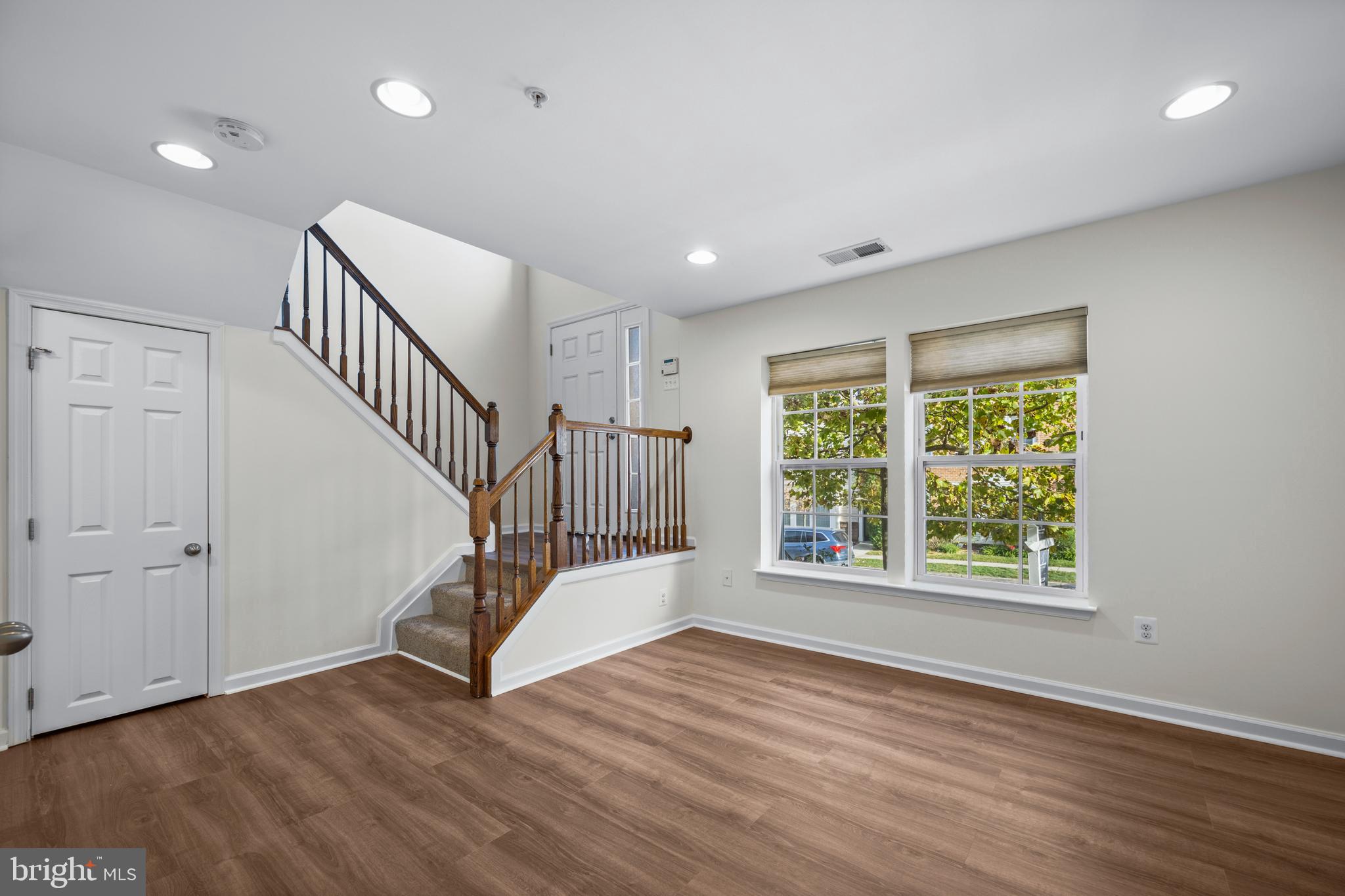 8245 MacIntosh Ct #61
