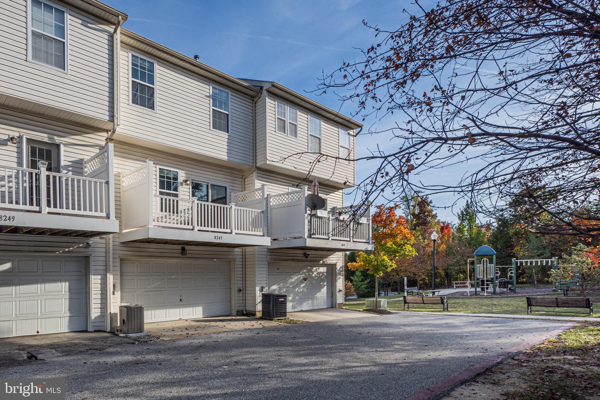 8245 MacIntosh Ct #61