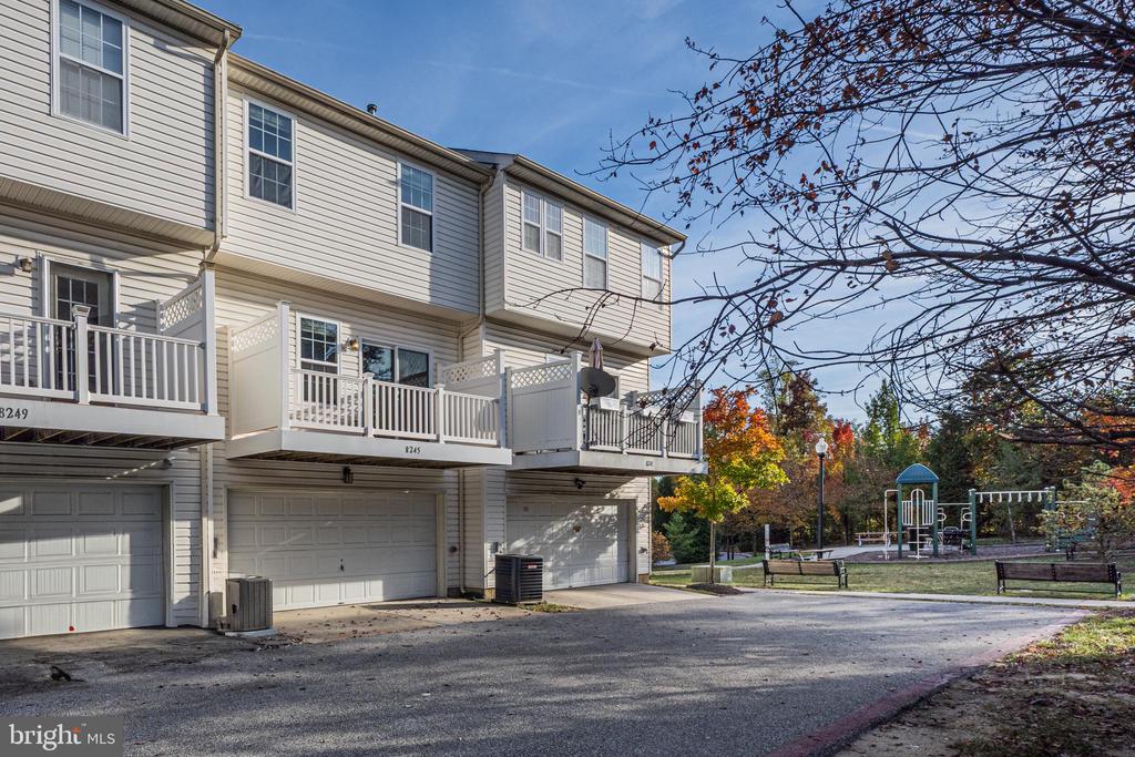 8245 MacIntosh Ct #61
