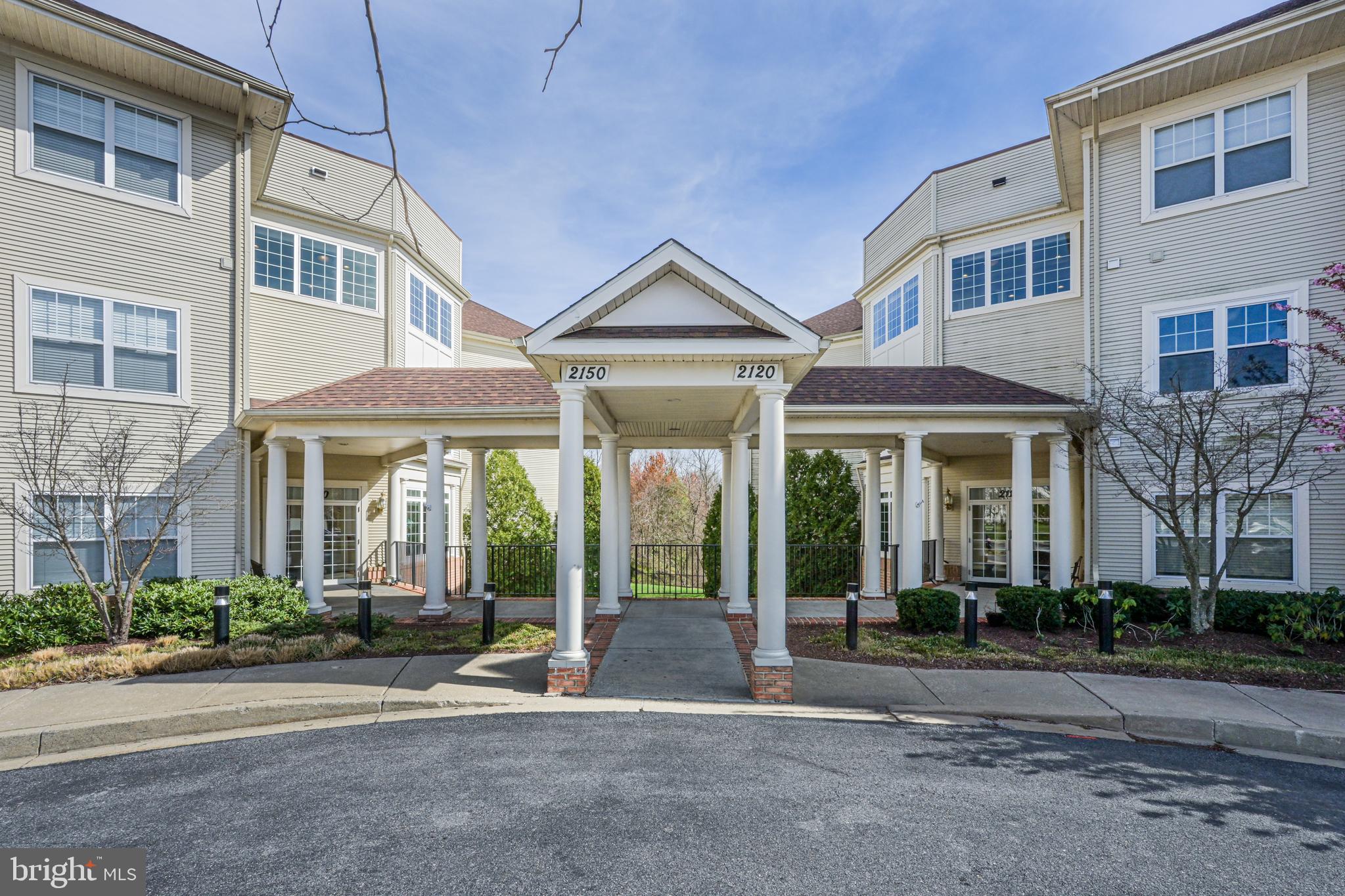 2120 Troon Overlook #J 103