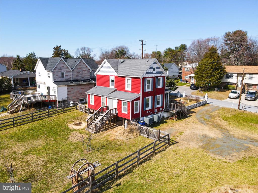 10117 High Ridge Rd