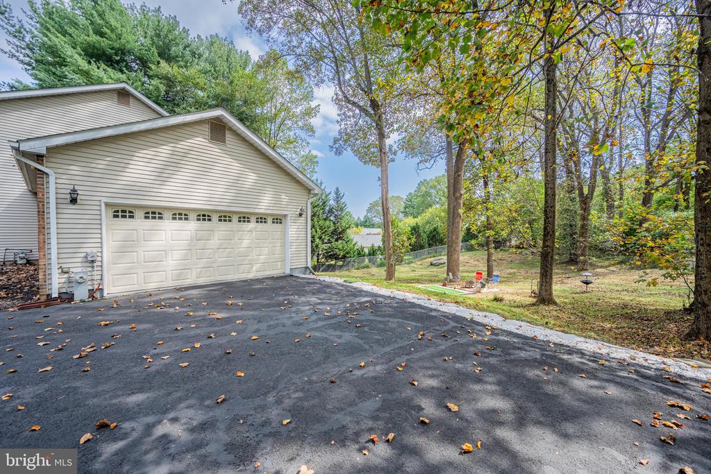 10035 TANYA COURT