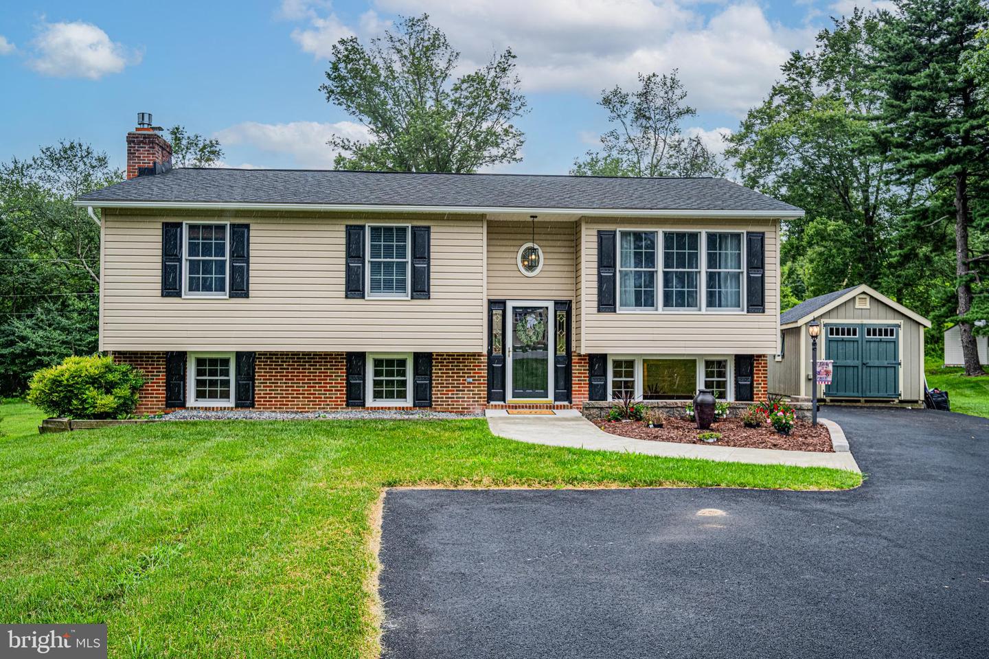 10318 Globe Ct