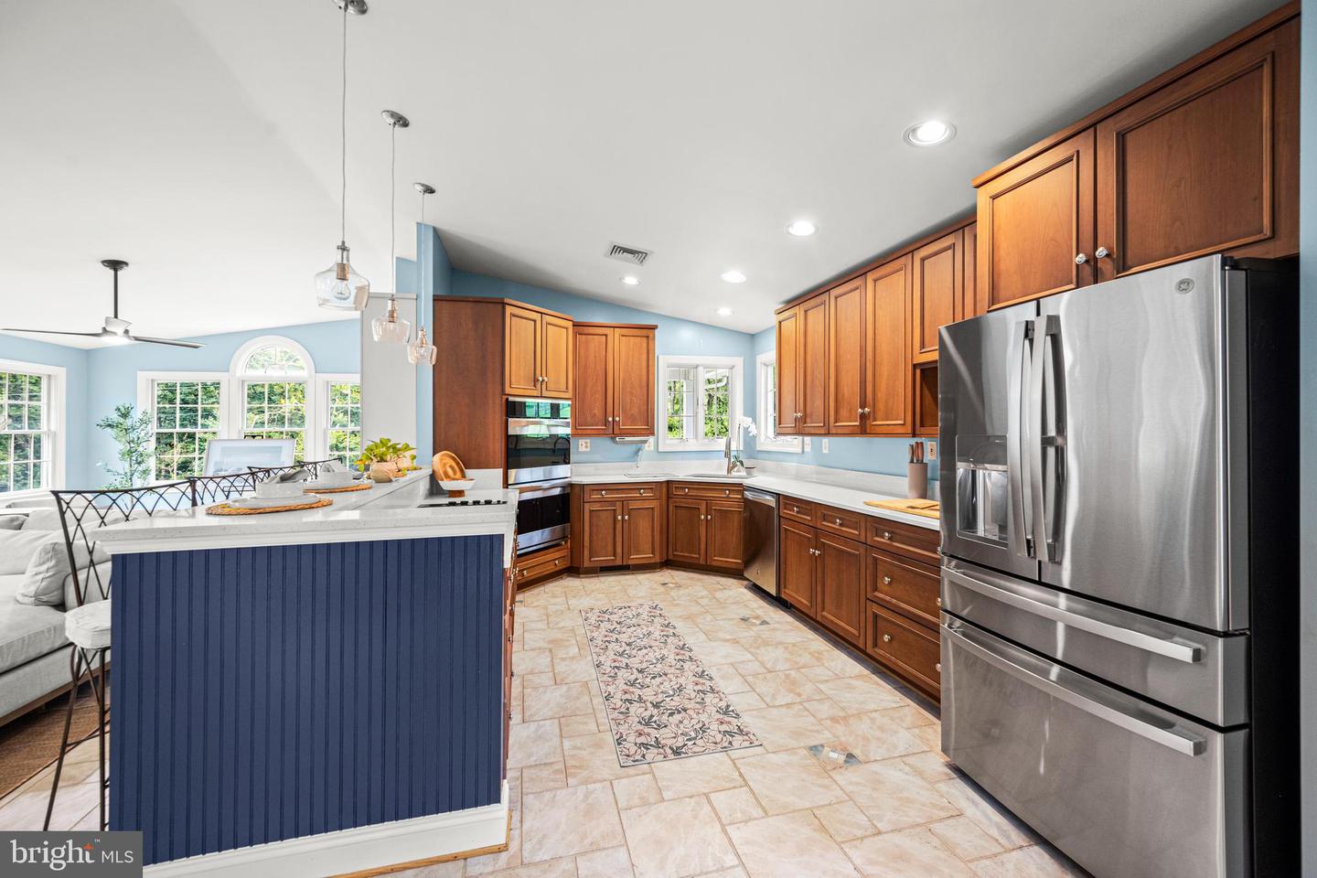 10318 Globe Ct