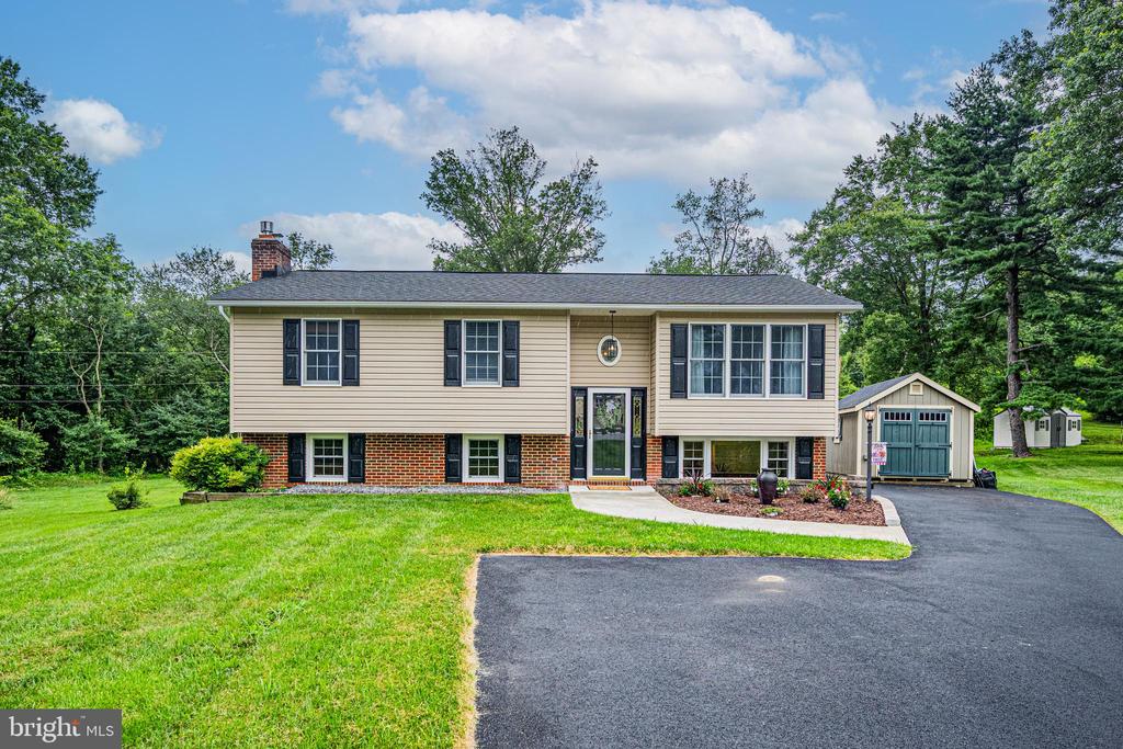 10318 Globe Ct