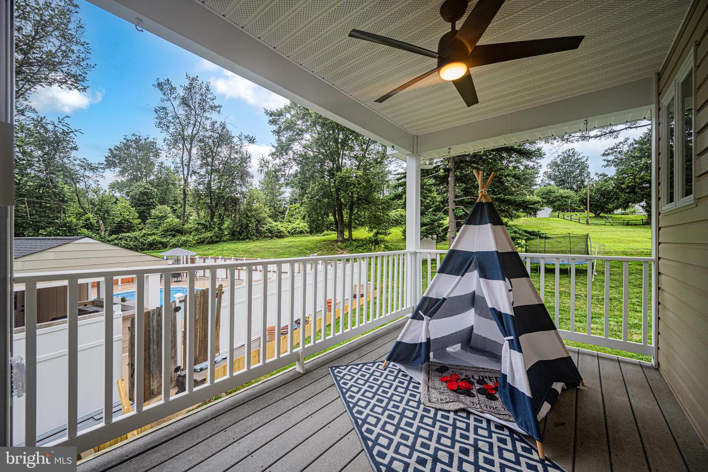 10318 Globe Ct