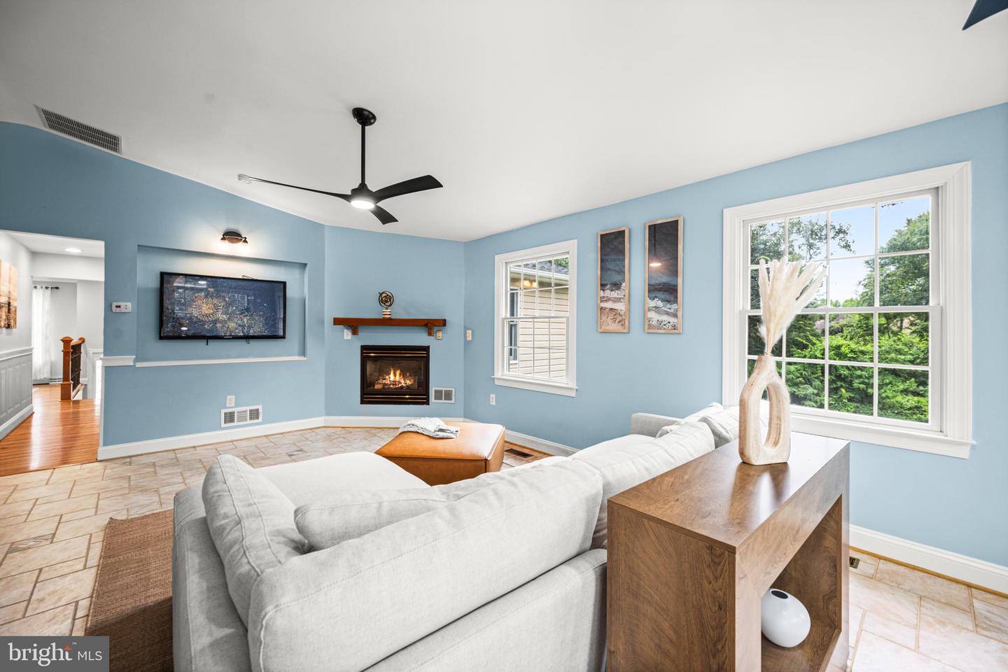 10318 Globe Ct