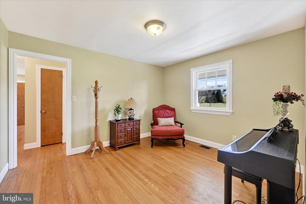 2524 Jennings Chapel Rd