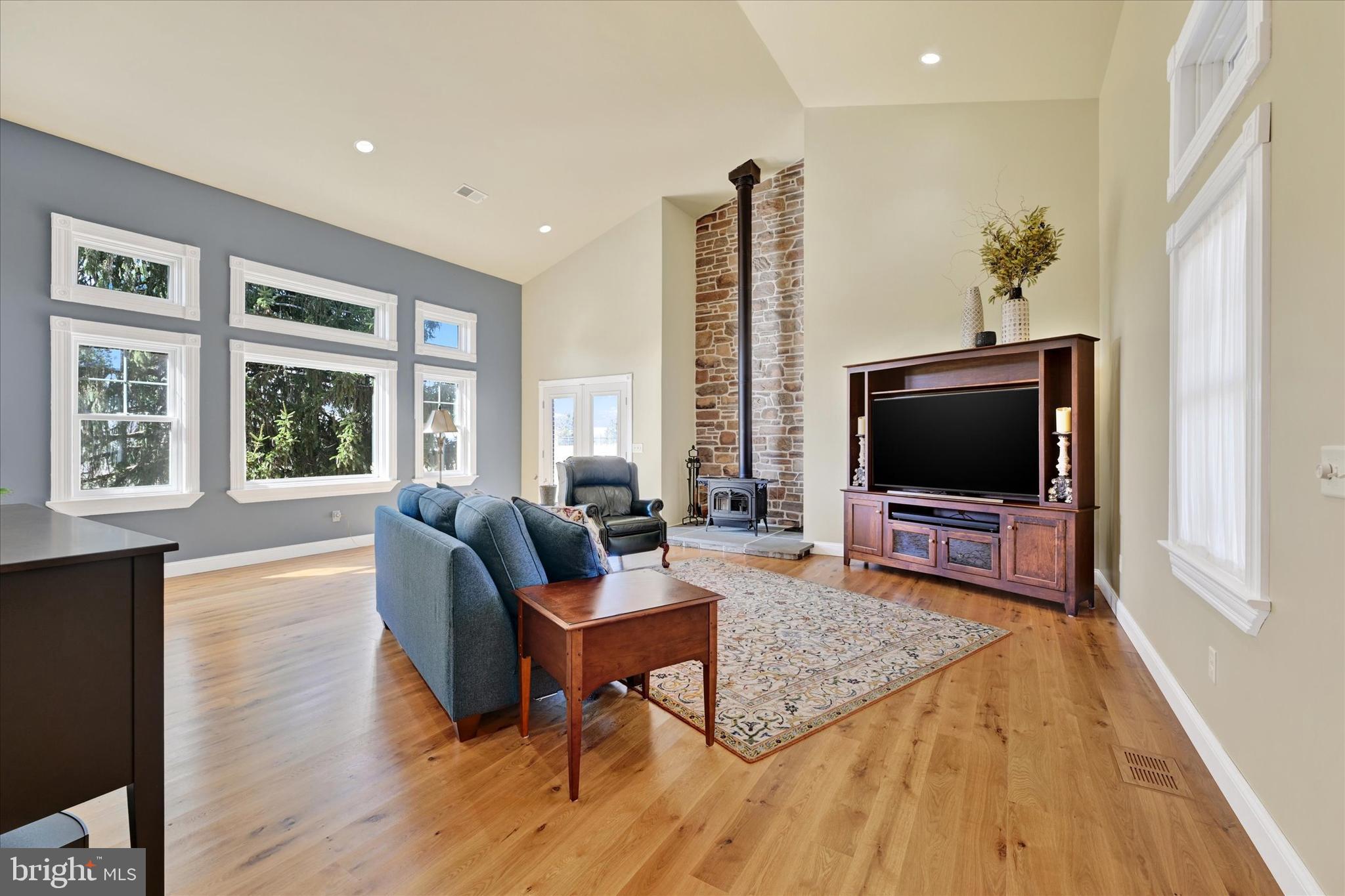 2524 Jennings Chapel Rd