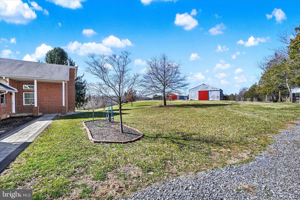 2524 Jennings Chapel Rd