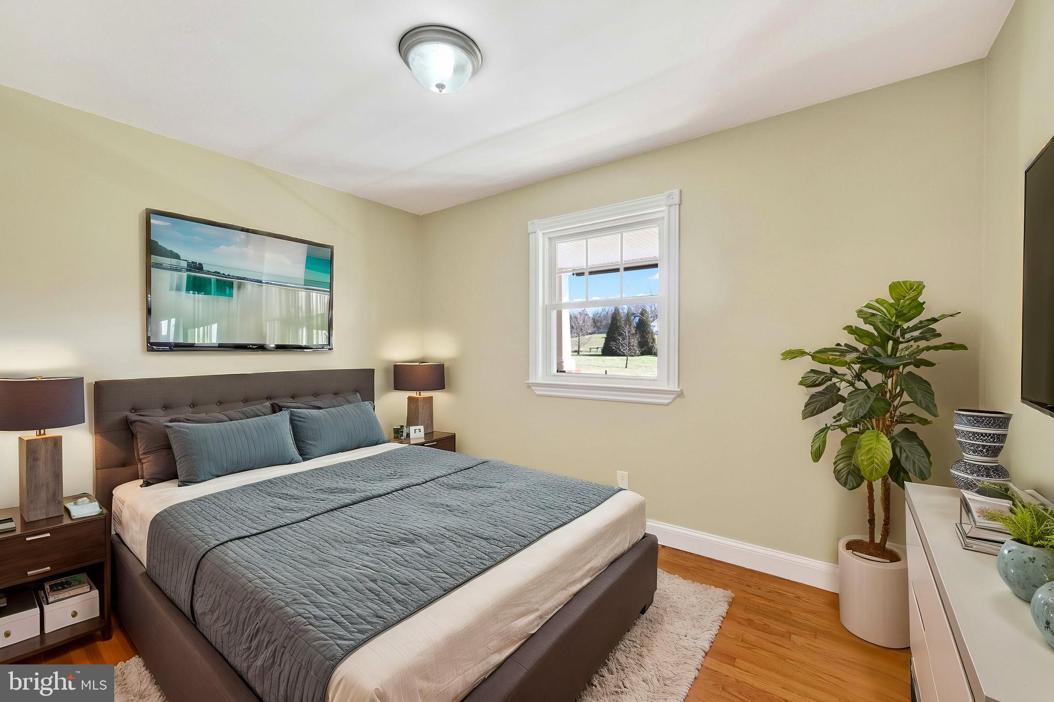 2524 Jennings Chapel Rd