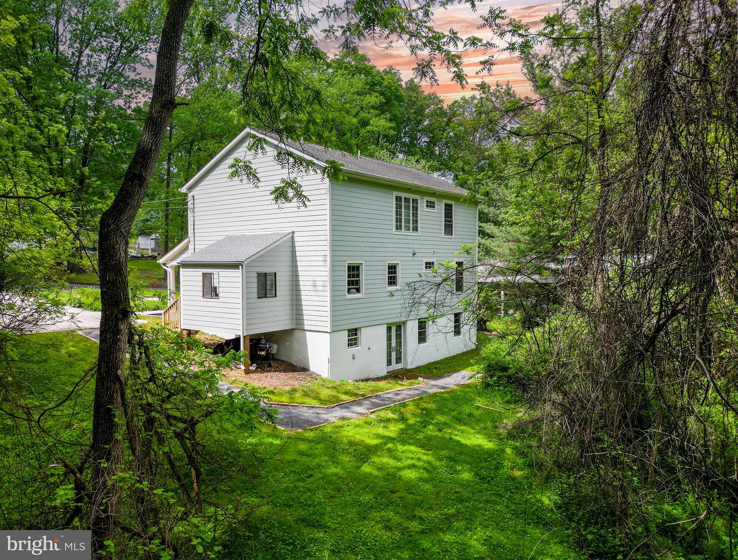 10902 Hammond Dr
