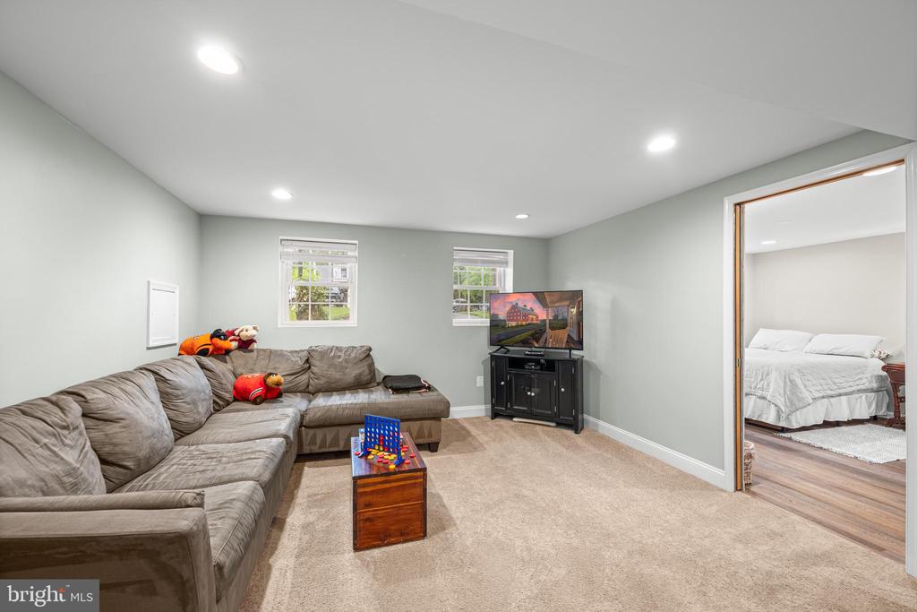 10225 Red Lion Tavern Ct