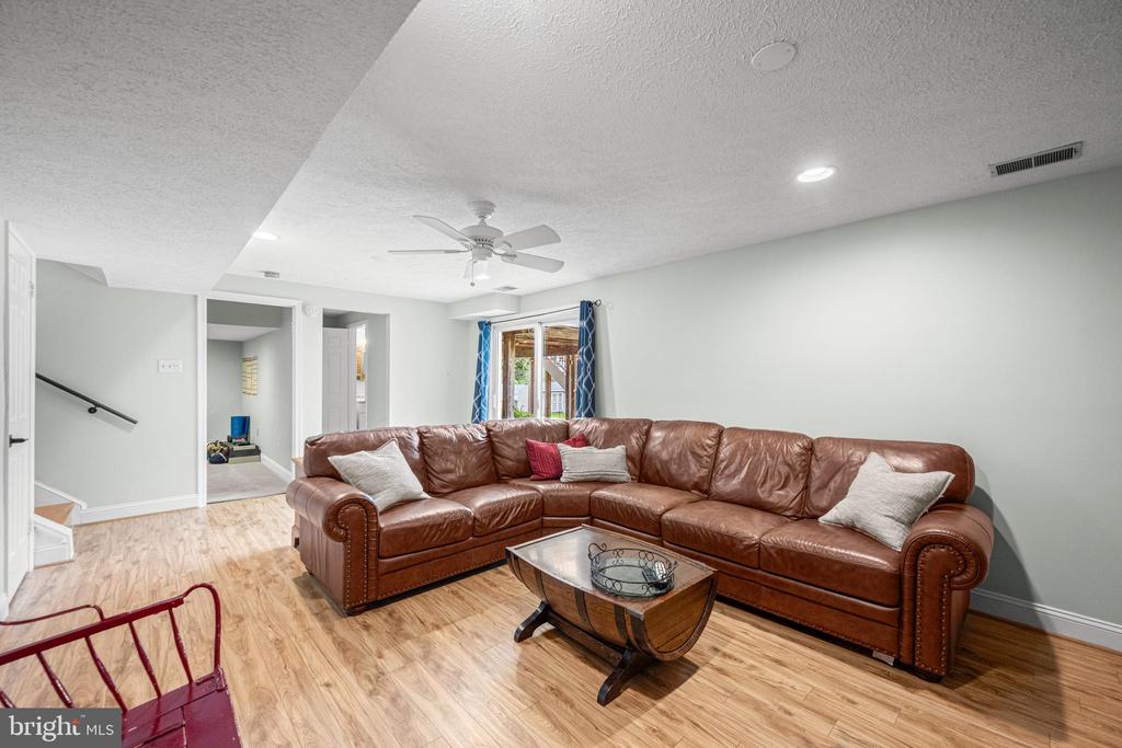 10225 Red Lion Tavern Ct