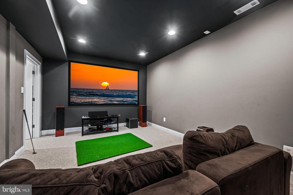8114 KYLEMORE WAY