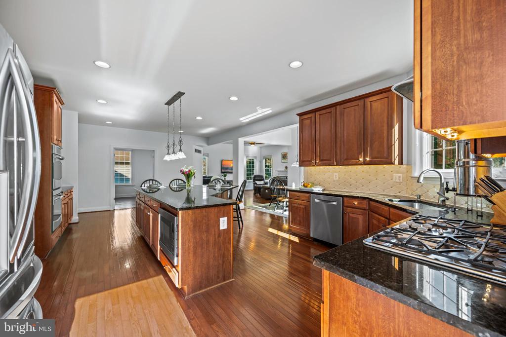8114 KYLEMORE WAY