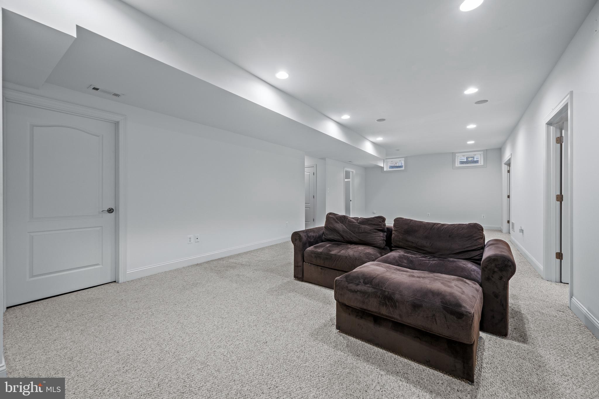 8114 KYLEMORE WAY