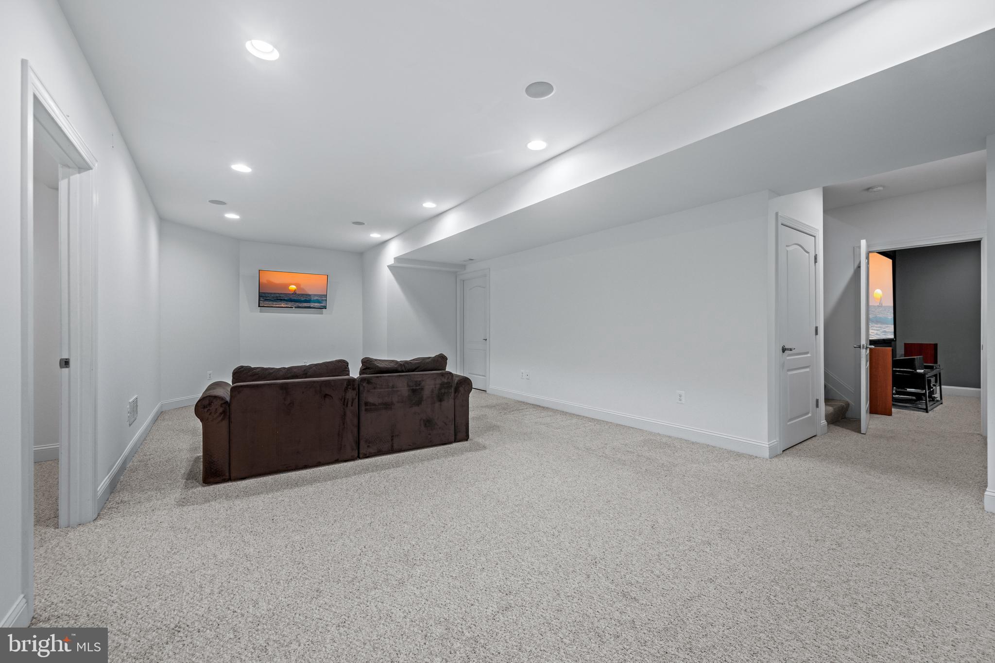 8114 KYLEMORE WAY
