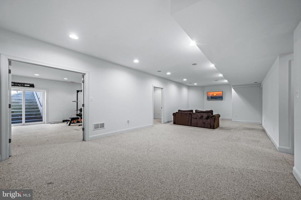 8114 KYLEMORE WAY