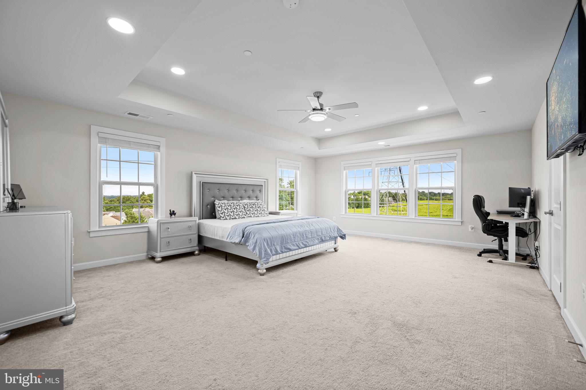 3923 Cooks Ln