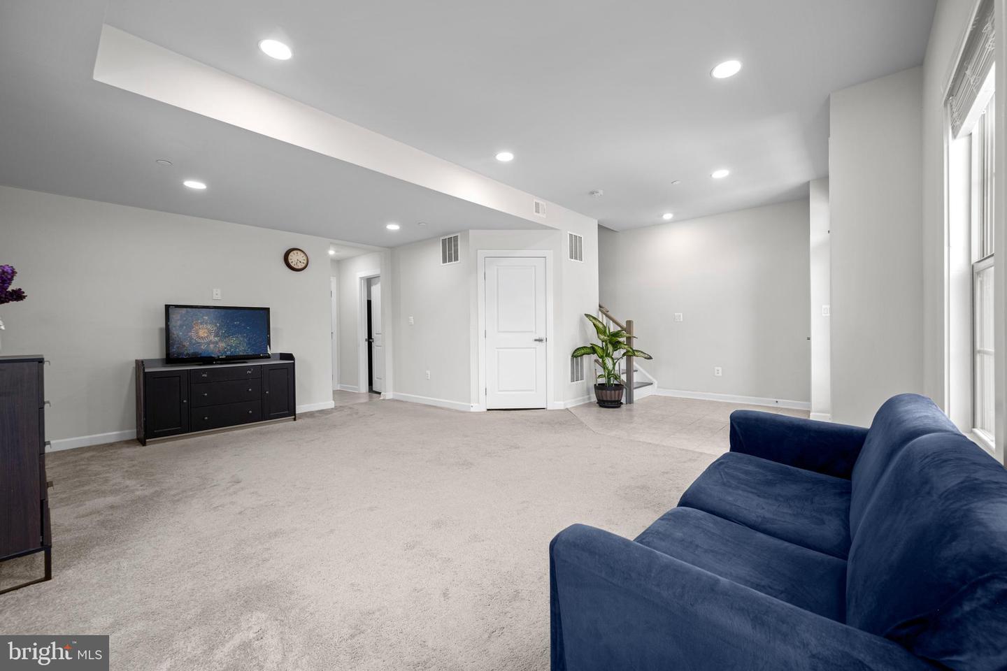 3923 Cooks Ln