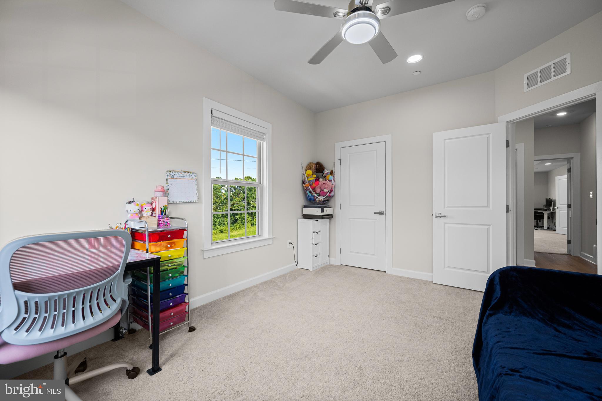 3923 Cooks Ln