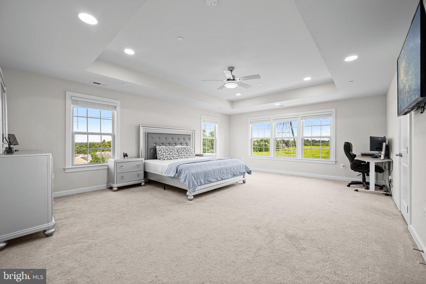 3923 Cooks Ln