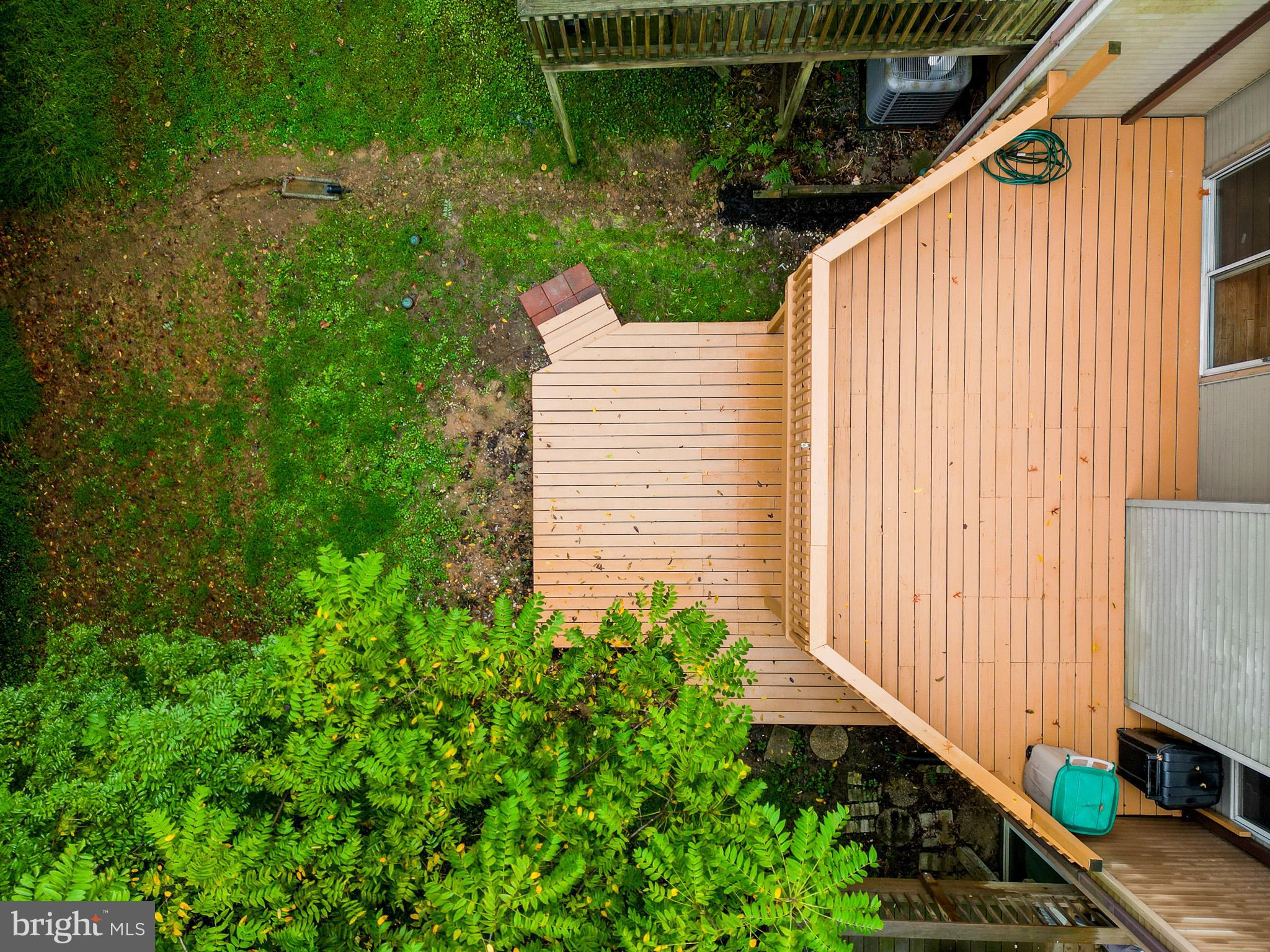 9453 CLOCKTOWER LANE