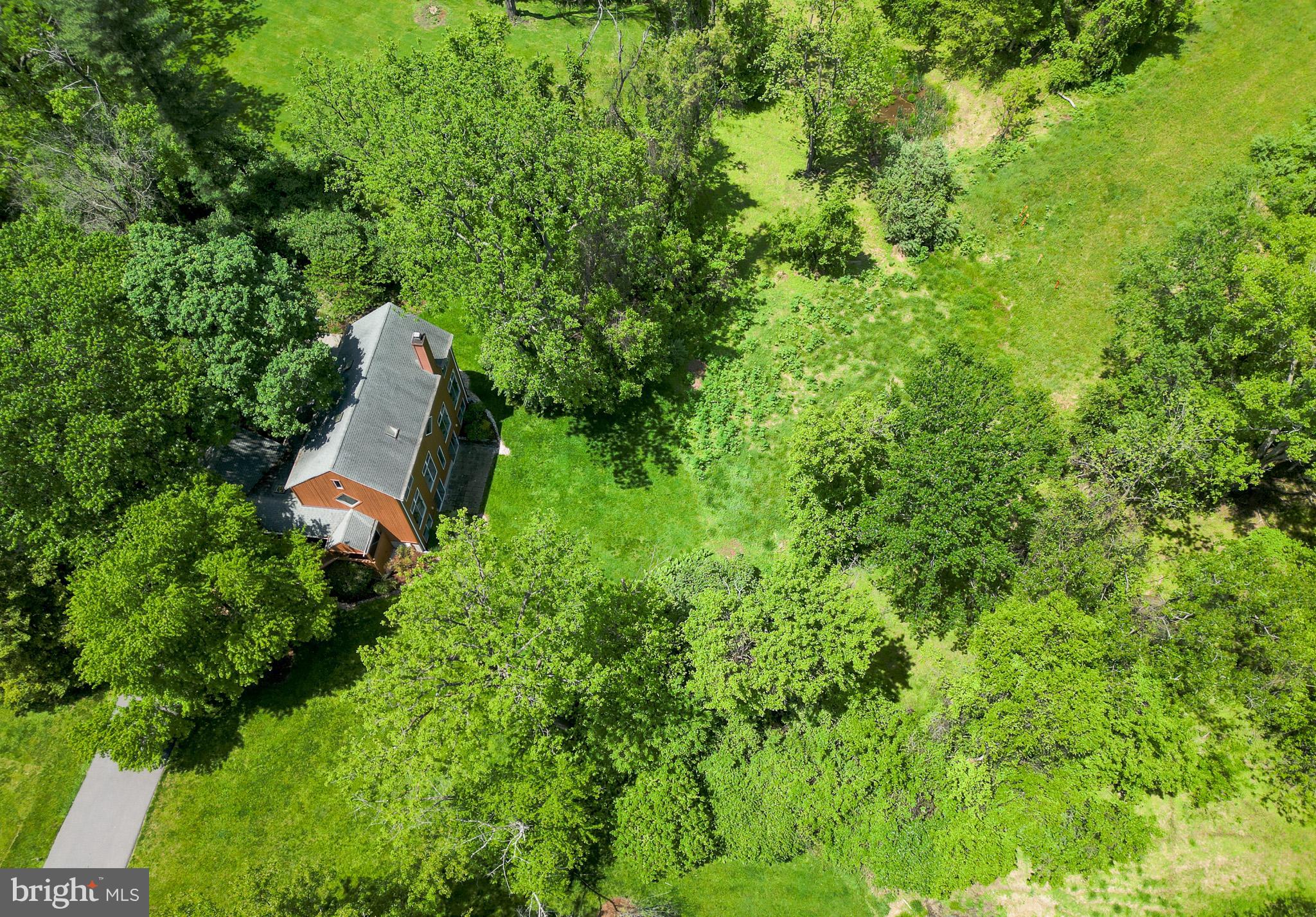 2532 N Farm Rd