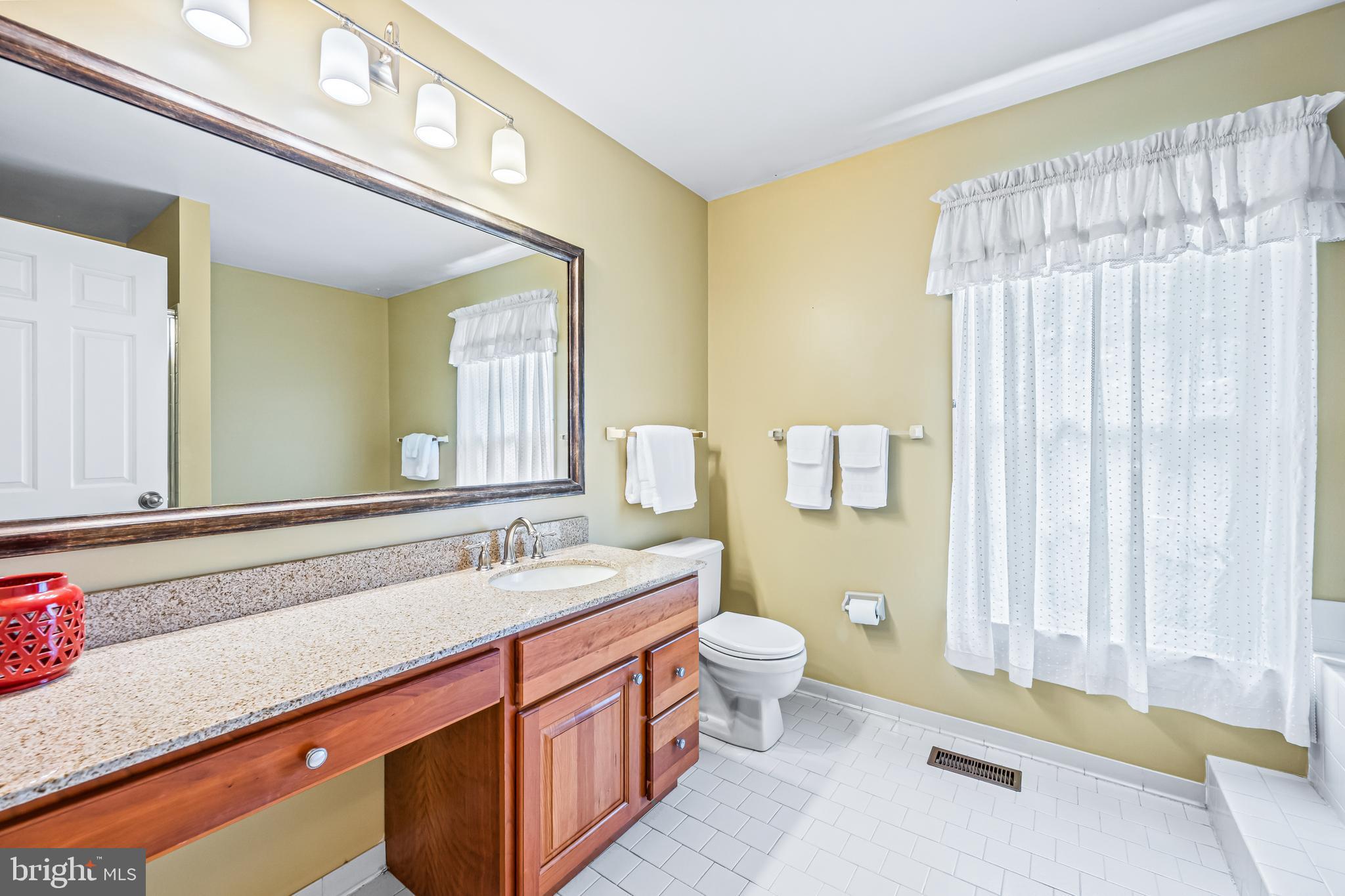 9612 LARCHMEDE COURT