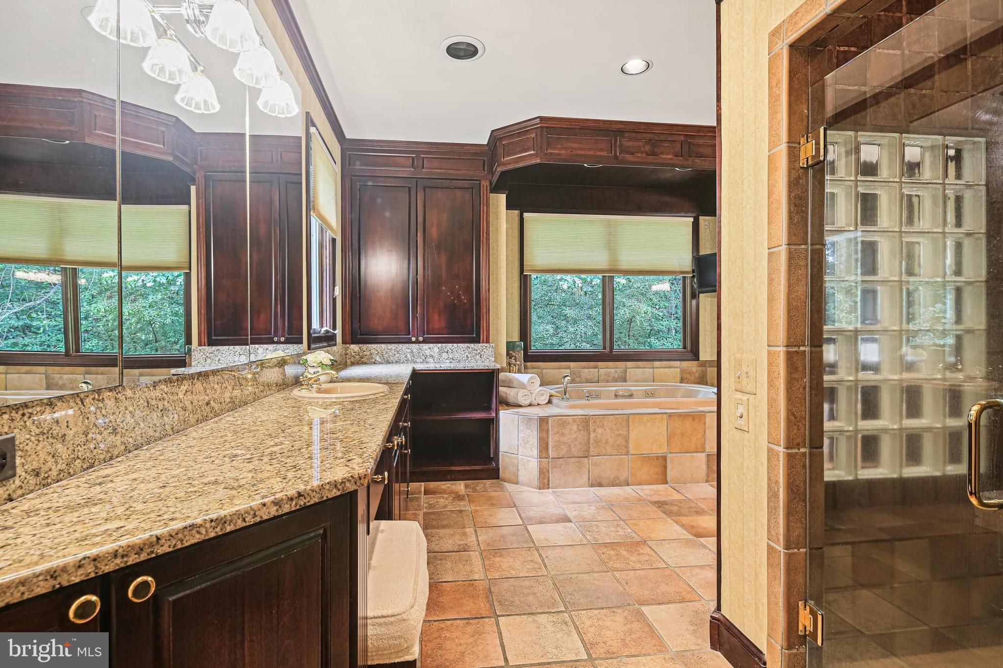3651 BROADLEAF COURT