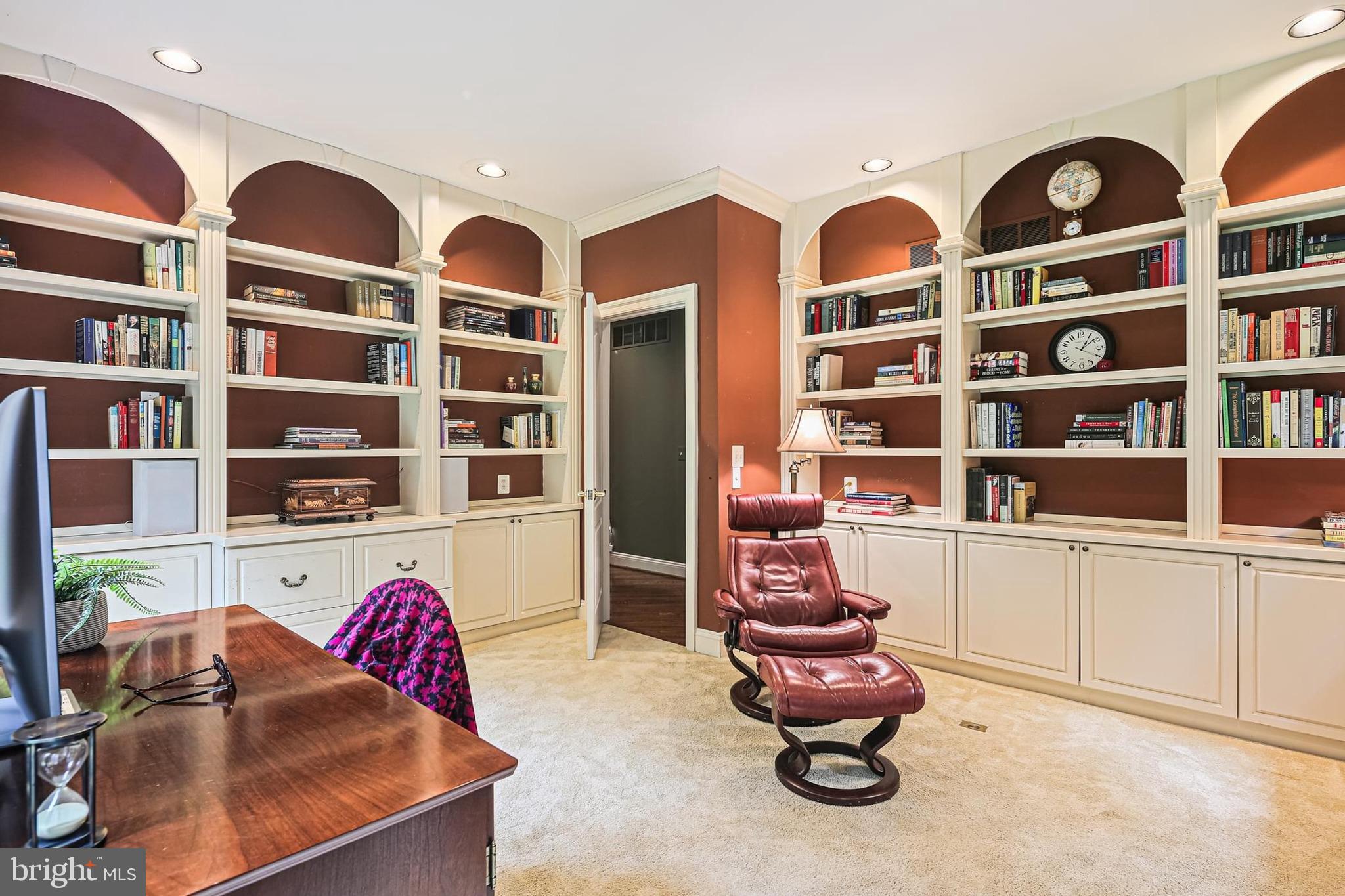 3651 BROADLEAF COURT