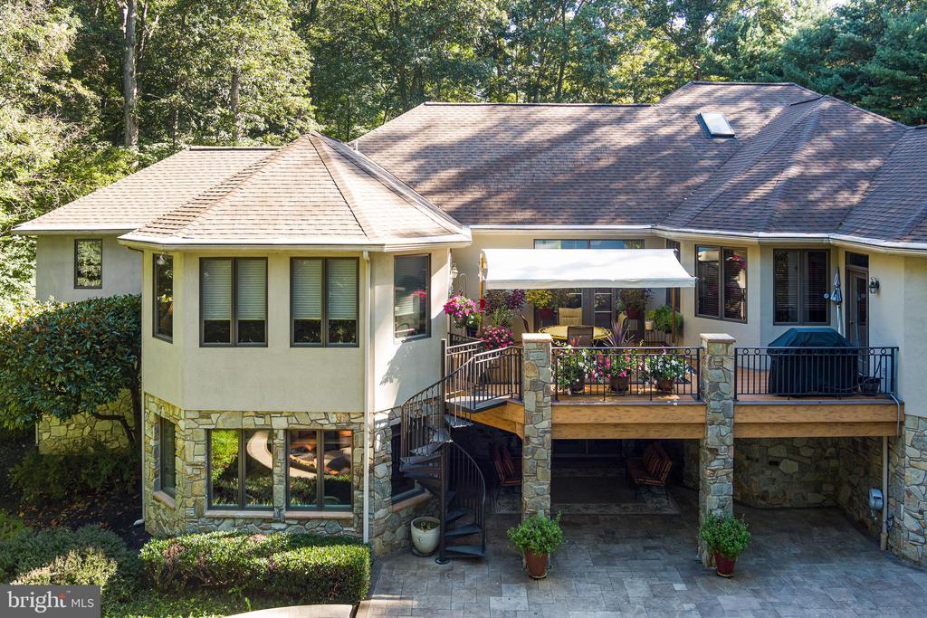 3651 BROADLEAF COURT