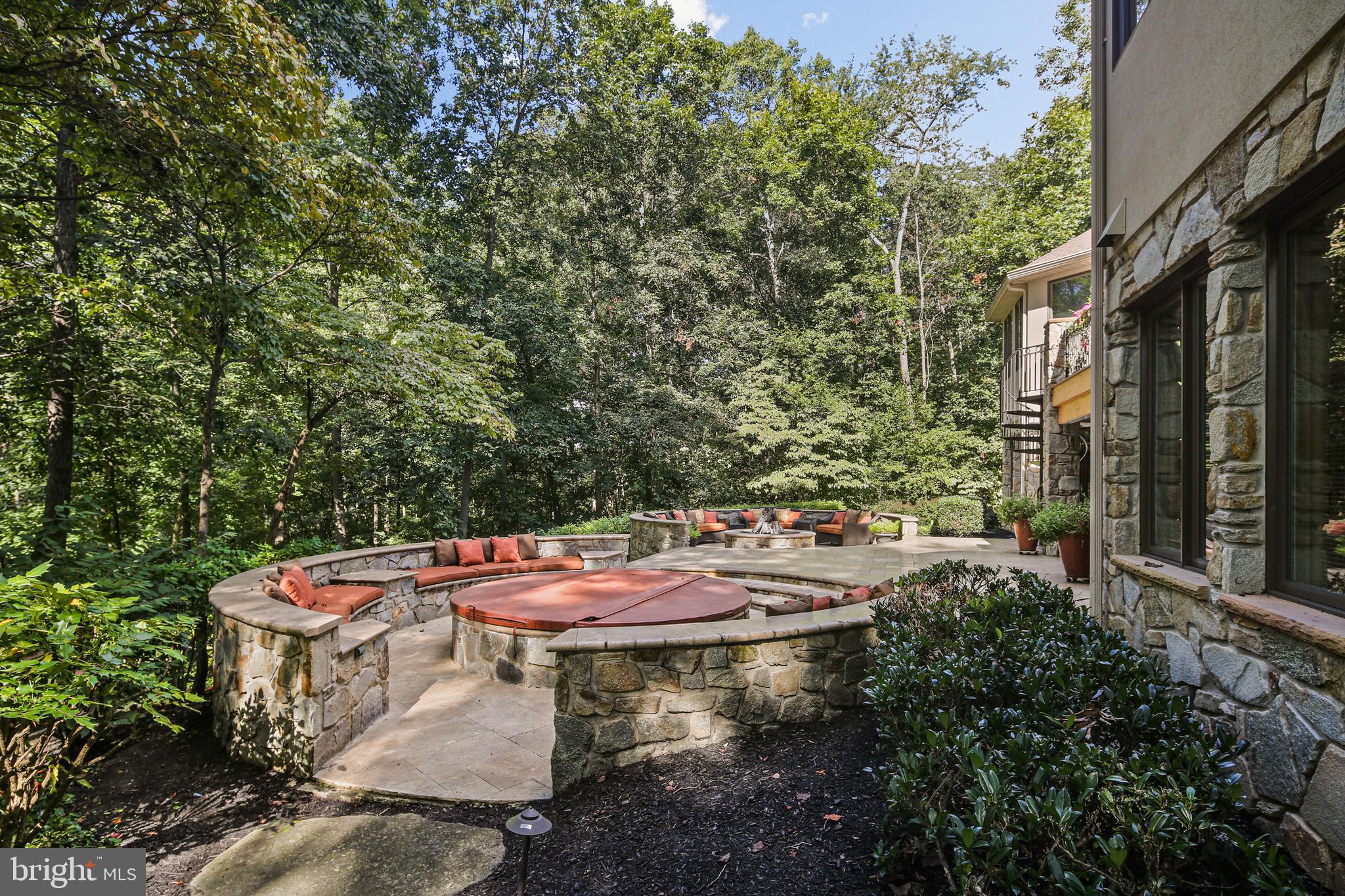 3651 BROADLEAF COURT
