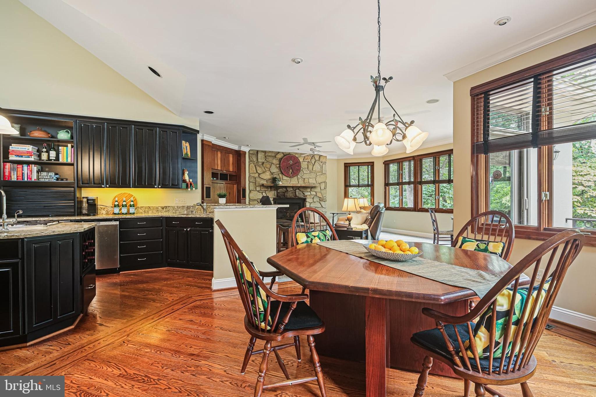 3651 BROADLEAF COURT