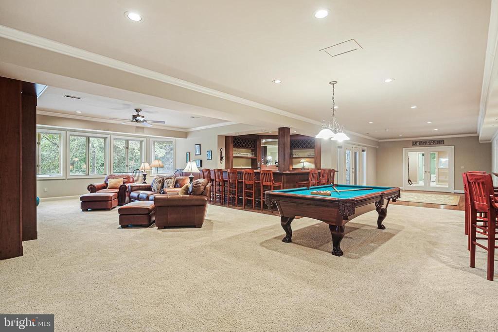3651 BROADLEAF COURT
