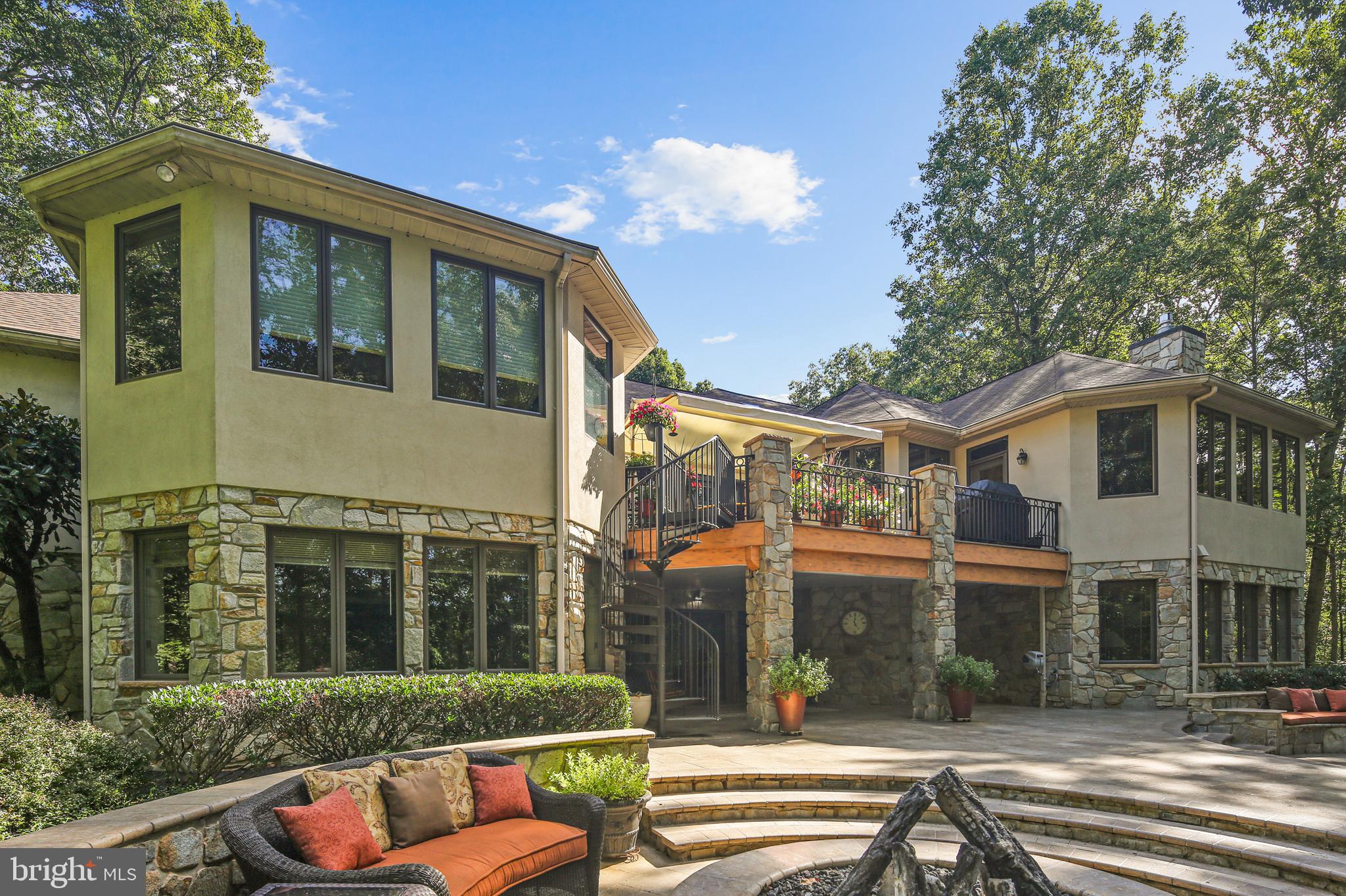 3651 BROADLEAF COURT