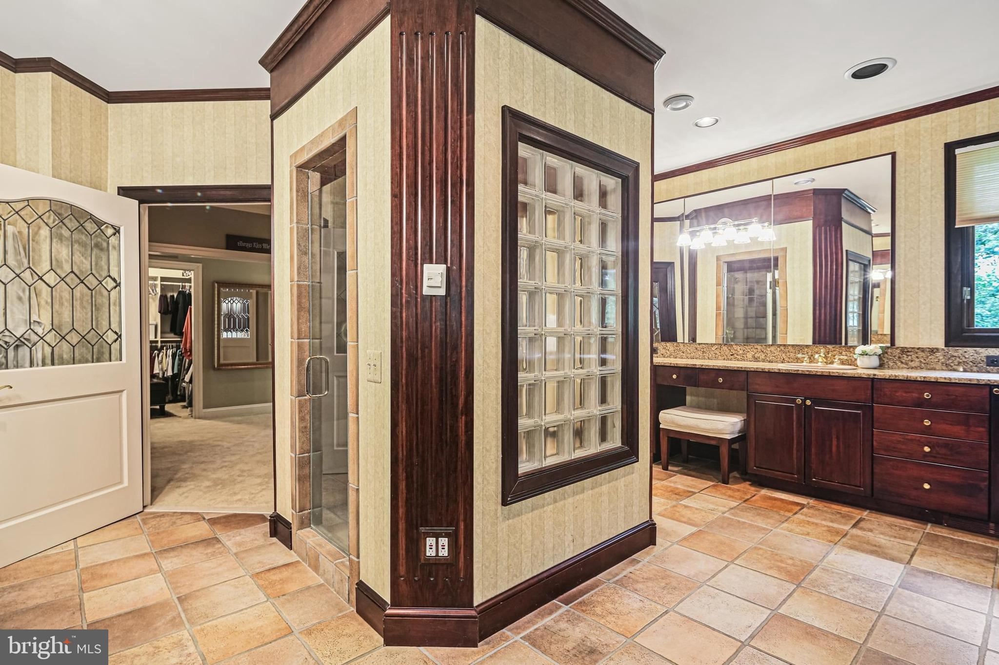 3651 BROADLEAF COURT