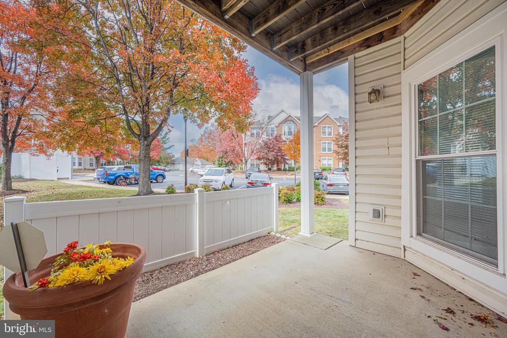 5951 MILLRACE COURT C-104