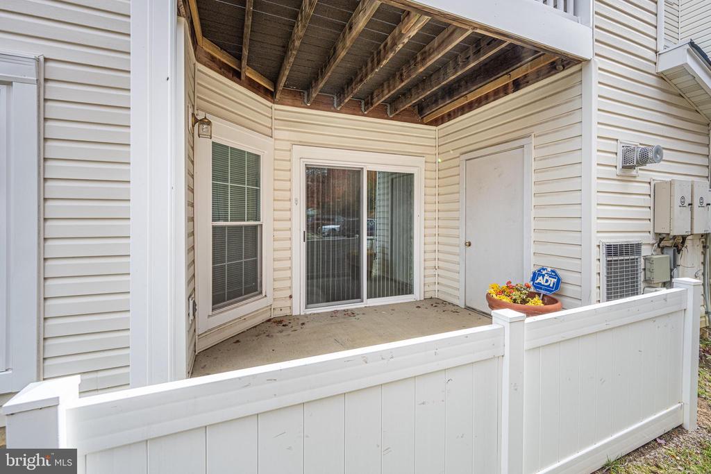 5951 MILLRACE COURT C-104
