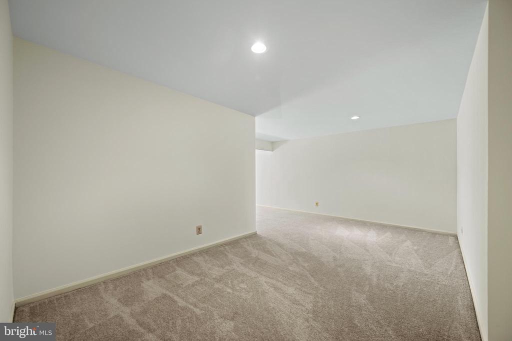 10343 WAVERLY WOODS DRIVE