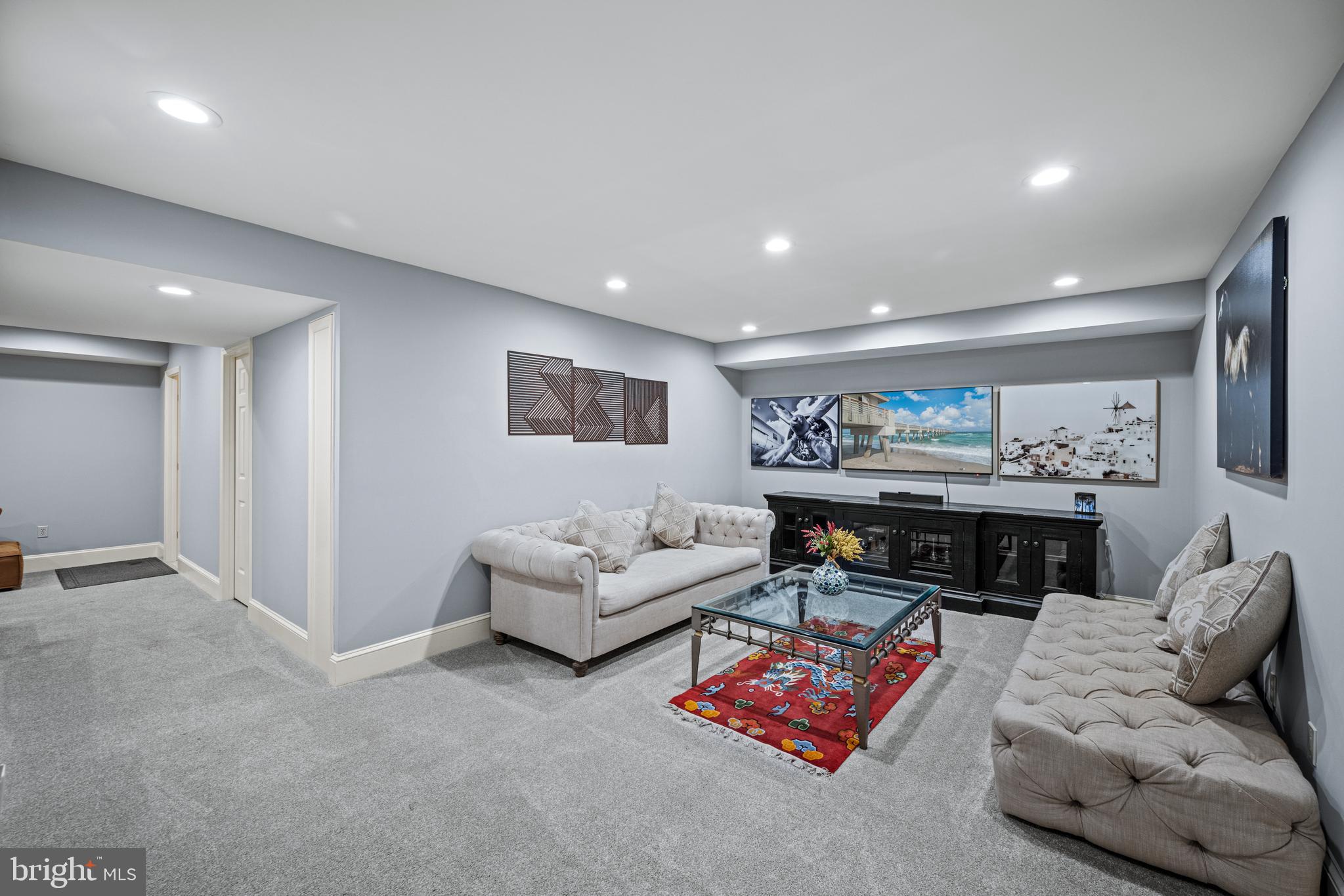 13738 LAKESIDE DRIVE