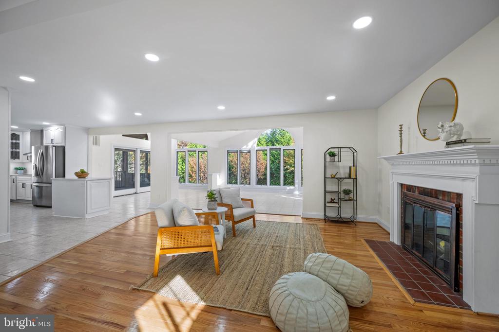 5002 CASTLE MOOR DRIVE
