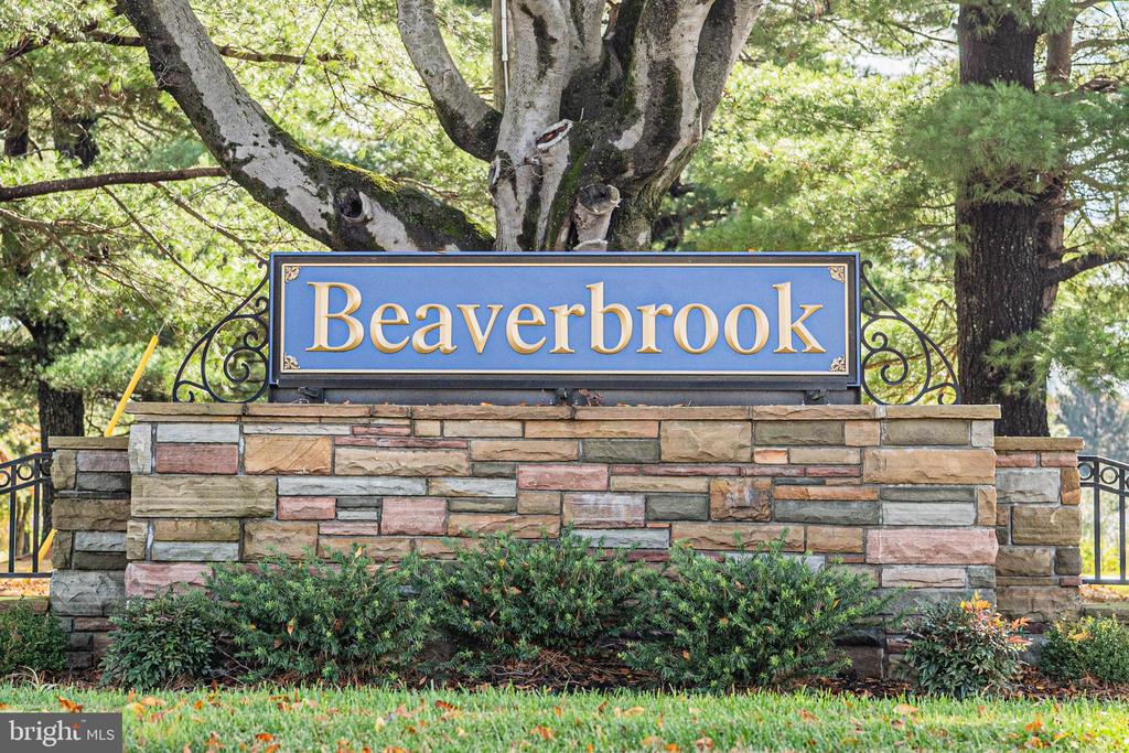 5002 CASTLE MOOR DRIVE