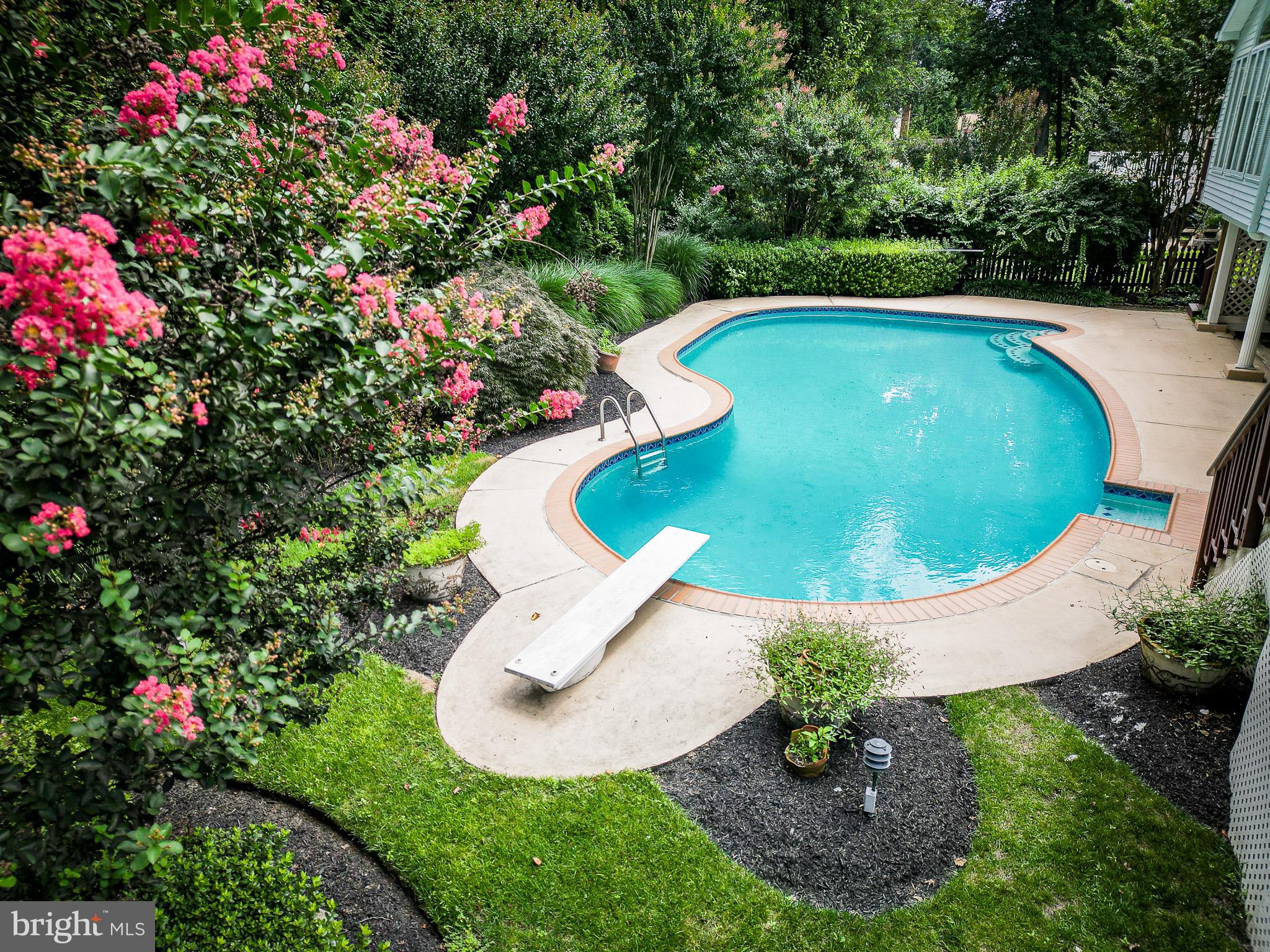 5002 CASTLE MOOR DRIVE