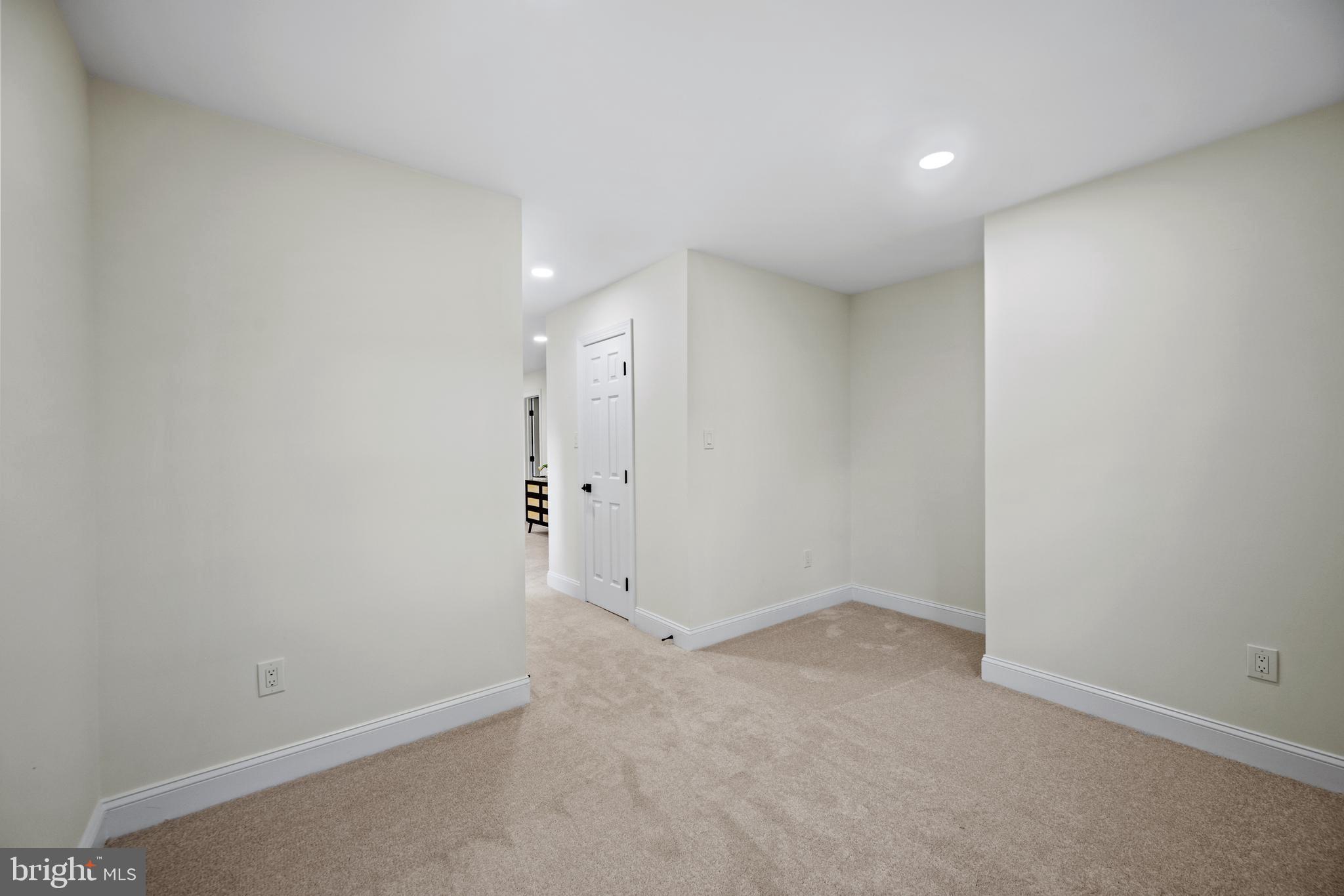 5002 CASTLE MOOR DRIVE