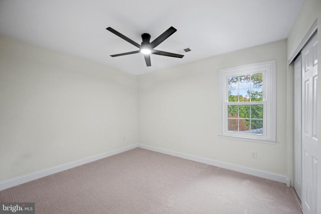 5002 CASTLE MOOR DRIVE