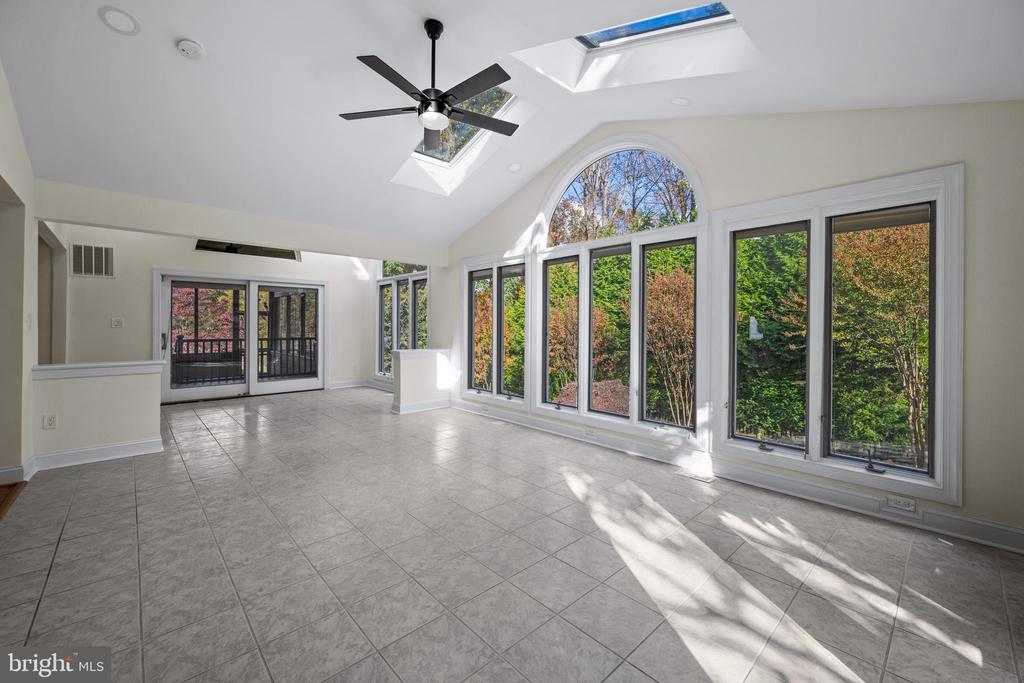 5002 CASTLE MOOR DRIVE